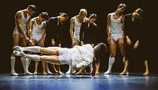 &bdquo;Nyderlandų &scaron;okio teatro 2&ldquo; spektaklis SH-BOOM!