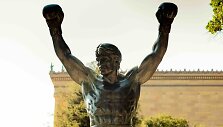 Rocky statula