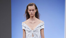 &bdquo;Thakoon&ldquo; 2016 m. pavasario-vasaros kolekcija
