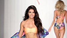 &bdquo;Miami Swim Week&ldquo; demonstruotos kolekcijos modelis