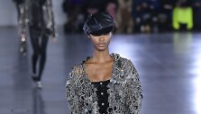 &bdquo;Balmain&ldquo; 2019&ndash;2020 m. rudens ir žiemos kolekcijos modelis