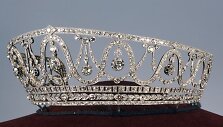 Pavogta 1,2 mln. eurų vertės tiara