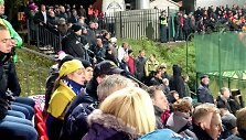 Anglų sirgaliai stadione