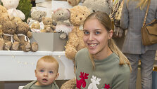 Aistė Sarokienė su sūnumi