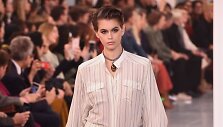 &bdquo;Chloe&ldquo; 2020 m. pavasario ir vasaros kolekcijos modelis