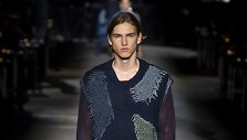 &bdquo;Missoni&ldquo; 2019 m. pavasario ir vasaros kolekcijos modelis