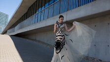 Agnės Kuzmickaitės kurta kolekcijos &bdquo;I&scaron;laisvink žvėrį&ldquo; suknelė