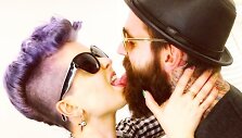 Kelly Osbourne ir Ricki Hallas