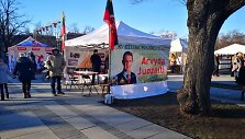 A.Juozaičio rinkiminio &scaron;tabo palapinė Luki&scaron;kių aik&scaron;tėje &scaron;e&scaron;tadienį