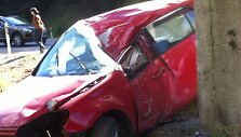 Eismo įvykyje apgadintas automobilis