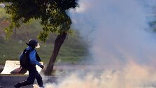 Pakistane &ndash; policijos ir protestuotojų susirėmimai. 
