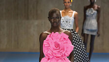 Kolekcija Carolina Herrera SS25