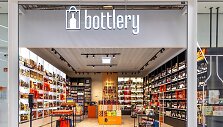 Kelionės į vasarą stotelė &ndash; &bdquo;Vilnius Outlet&ldquo; įsikūrusi BOTTLERY: turi visko, ko prireiks geriausioms skonių patirtims  