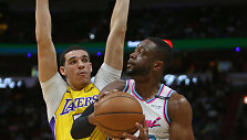 Lonzo Ballas ir Dwyane'as Wade'as