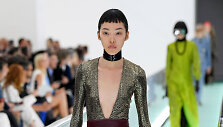 &bdquo;Gucci&ldquo; 2020 m. pavasario ir vasaros kolekcijos modelis