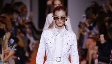 &bdquo;Elie Saab&ldquo; 2019 m. pavasario ir vasaros kolekcijos modelis