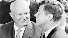 SSRS lyderis Nikita Chru&scaron;čiovas ir JAV prezidentas Johnas F.Kennedy