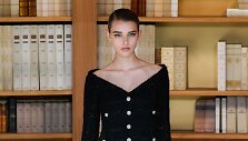 &bdquo;Chanel&ldquo; 2019&ndash;2020 m. rudens ir žiemos auk&scaron;tosios mados kolekcijos modelis