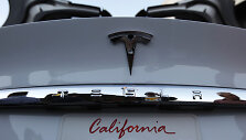 &bdquo;Tesla&ldquo; automobilis