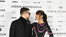 Dominykas Ježerys-OG Version, Karolina Meschino