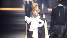 &bdquo;Lanvin&ldquo; 2016 m. pavasario-vasaros kolekcijos pristatymas