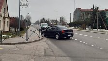 Garliavoje girta vairuotoja įvairavo į atitvarus