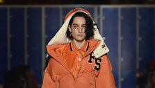 &bdquo;Fenty Puma&ldquo; 2017&ndash;2018 m. rudens ir žiemos kolekcijos modelis