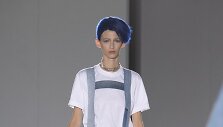 &bdquo;Junya Watanabe&ldquo; 2019 m. pavasario ir vasaros kolekcijos modelis