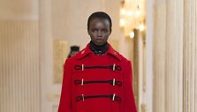 &bdquo;Nina Ricci&ldquo; 2018&ndash;2019 m. rudens ir žiemos kolekcijos modelis