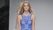 &bdquo;Atelier Versace&ldquo; 2016 m. pavasario-vasaros auk&scaron;tosios mados kolekcija