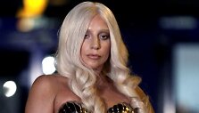 Lady Gaga atvyko į Atėnus.
