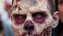 Zombių paradas Var&scaron;uvoje