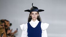 &bdquo;Loewe&ldquo; 2019&ndash;2020 m. rudens ir žiemos kolekcijos modelis