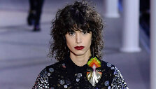 &bdquo;Louis Vuitton&ldquo; 2019&ndash;2020 m. rudens ir žiemos kolekcijos modelis