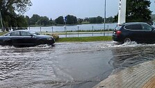 Liūties užlietos Trakų gatvės