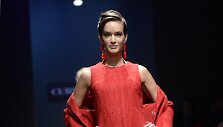 &bdquo;Raffaella Curiel&ldquo; 2016 m. pavasario-vasaros auk&scaron;tosios mados kolekcija 