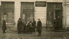 M.&Scaron;lapelienės lietuvių knygyno 25 metų sukaktis