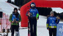 Neringa Stepanauskaitė (kairėje) buvo antra jaunimo įskaitoje.