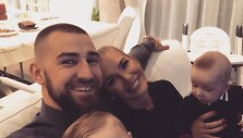 Jonas Valančiūnas su &scaron;eima