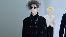 &bdquo;Giorgio Armani&ldquo; 2016 m. rudens-žiemos kolekcijos modelis