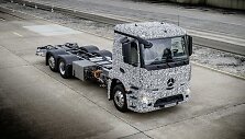 Urban eTruck&ldquo; yra varomas dviejų galinių ratų - kiekvienas i&scaron; jų turi savo elektros variklį.