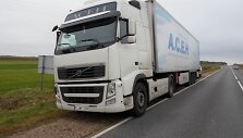 Rietave sulaikytas Prancūzijoje pavogtas vilkikas, pilnas kontrabandinių alkoholinių gėrimų.