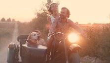Mantas Jankavičius ir Jurgita Jurkutė-&Scaron;irvaitė filme &bdquo;Pakeliui?&ldquo;