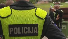 Užtverta gatvė Alytaus rajono Radžiūnų gyvenvietėje