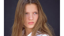 Kate Moss (1988 m.)