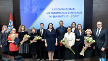 Apdovanojimų bendra nuotrauka