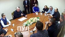 Aliaksandras Luka&scaron;enka susitiko su politiniais kaliniais