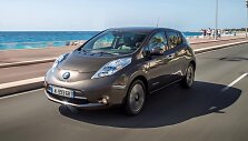Atnaujintas &bdquo;Nissan LEAF&ldquo;