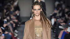 &bdquo;Max Mara&ldquo; kolekcijos modelis