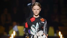 &bdquo;Prada&ldquo; 2019&ndash;2020 m. rudens ir žiemos kolekcijos modelis